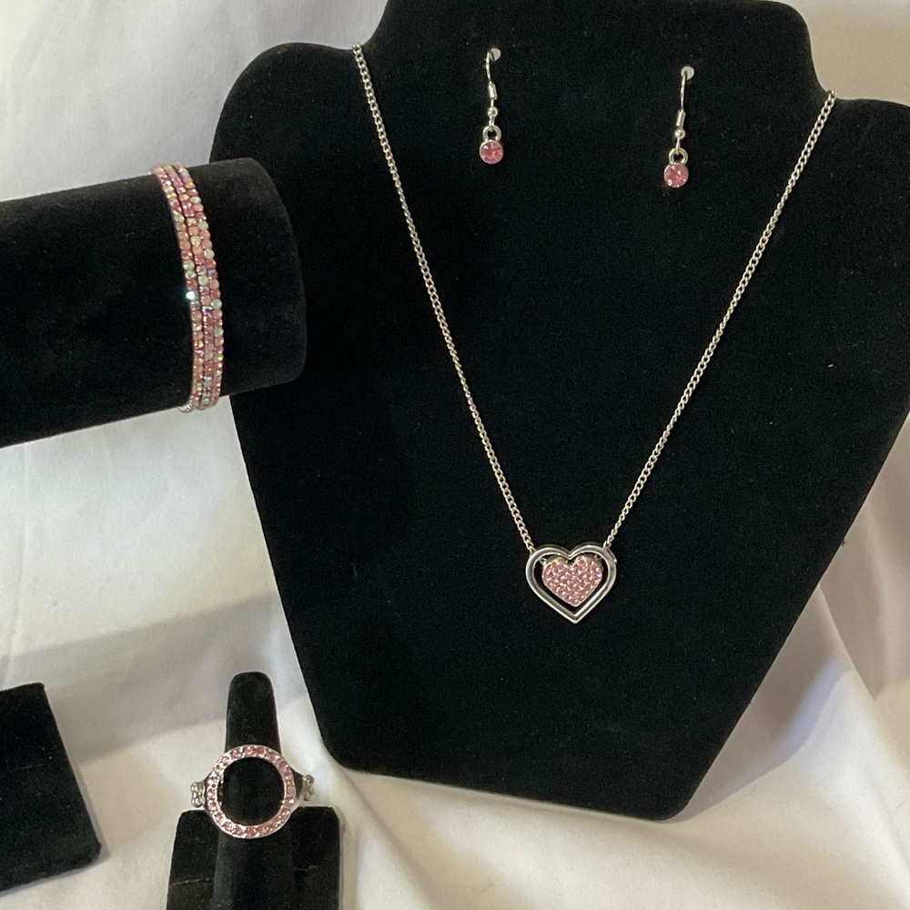Paparazzi Women’s Light Pink Rhinestone Dainty Jewelry Set NWOT